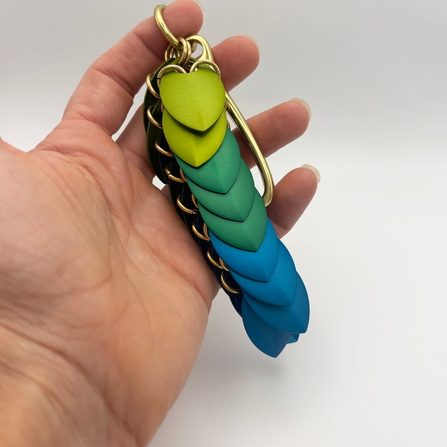 Scale Zipper Pull