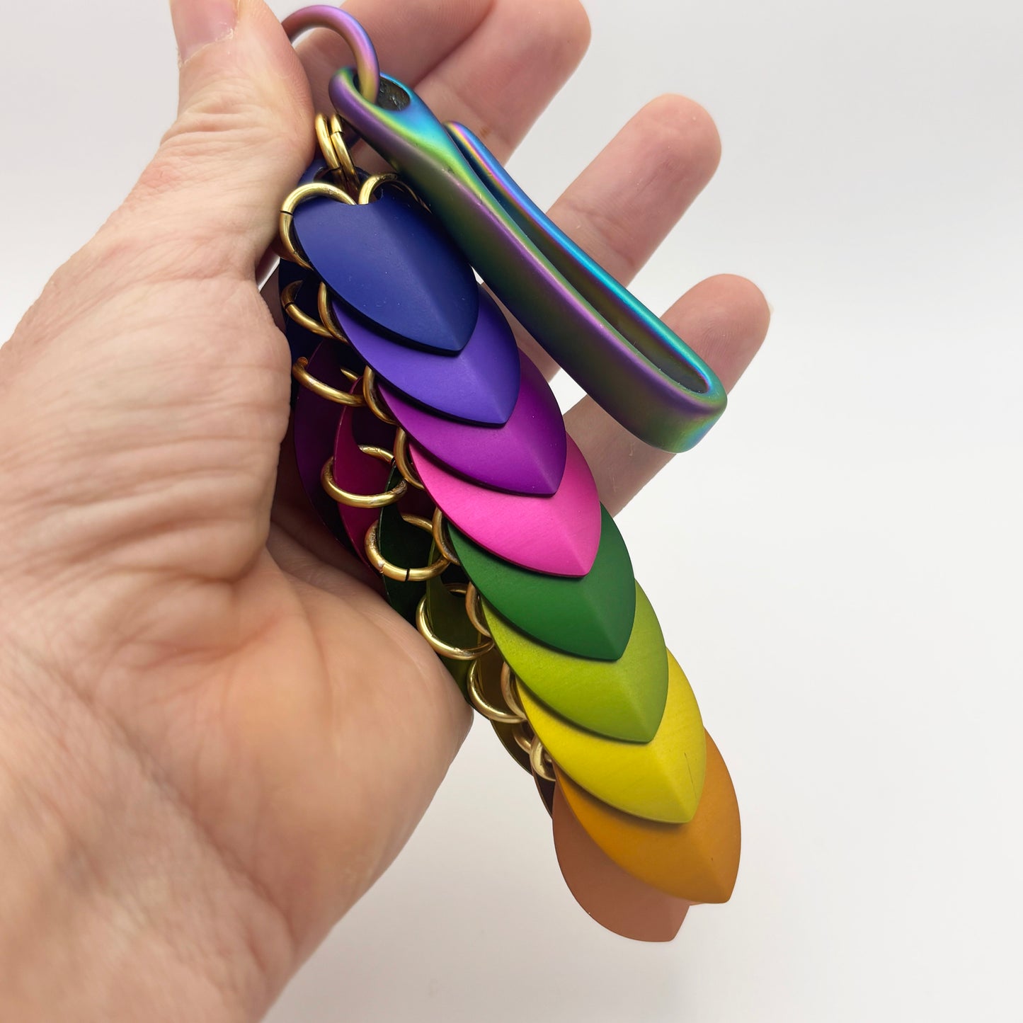 Scale Zipper Pull