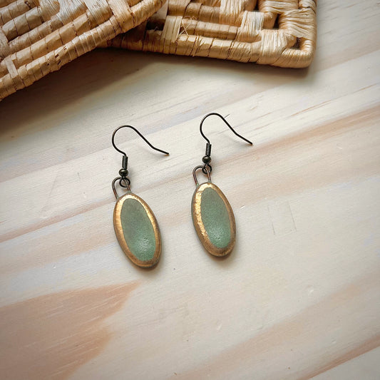 Matte Turquoise Oval w Painted Gold