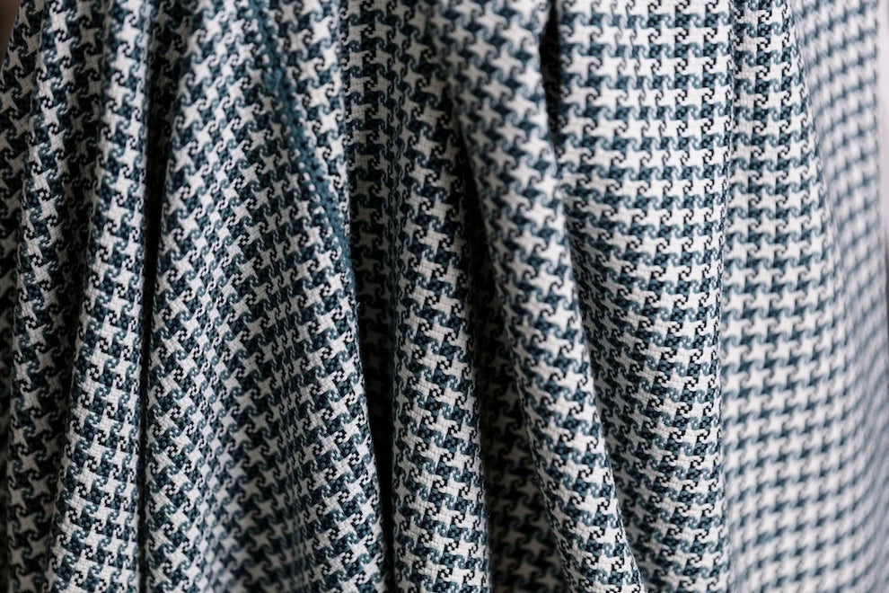 Sitota Throw