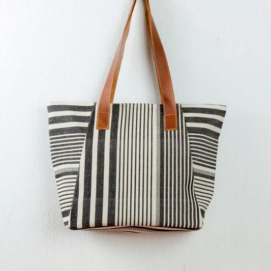 Black White Tote