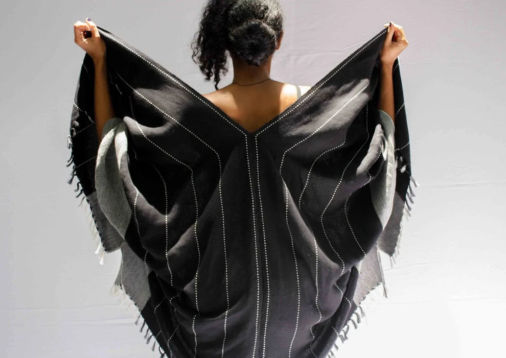 Anna Poncho